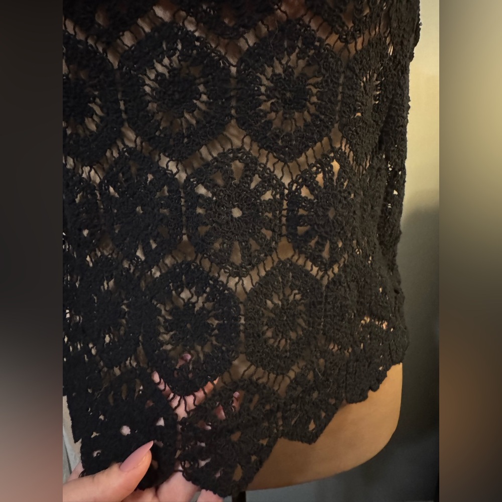EUC Torrid Festi Crochet Top in Black - Picture 3 of 7